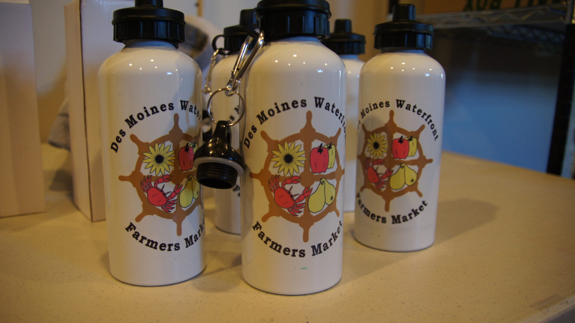 Des Moines Farmers Mkt waterbottles