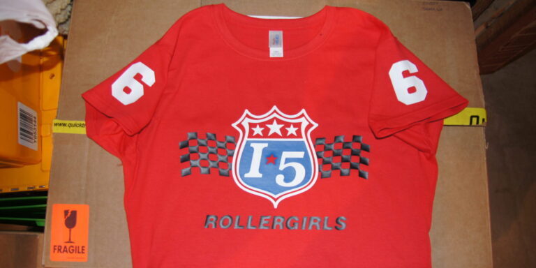 I5 Rollergirls t-shirt in red