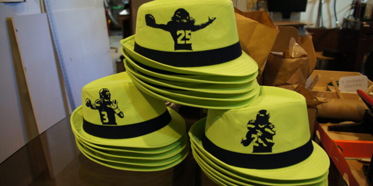 New designs for Fan Fadoras.